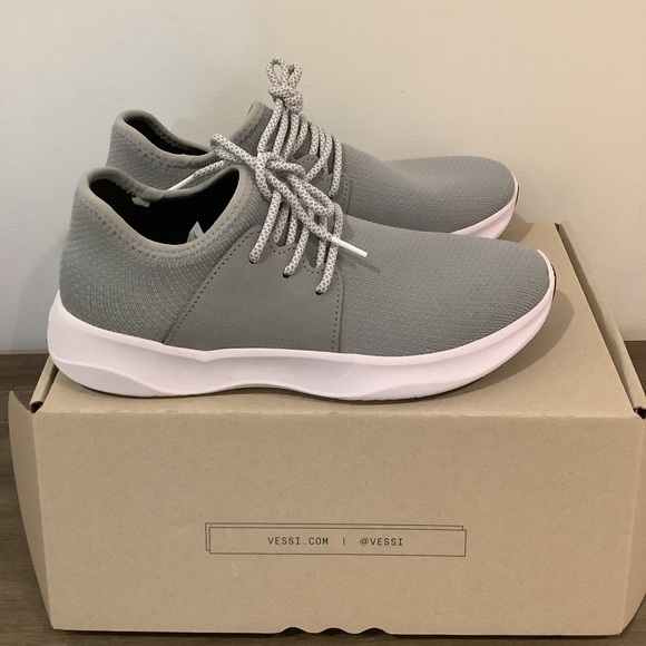 NEW Vessi women’s everyday classic size 9 grey sneaker - Picture 3 of 11